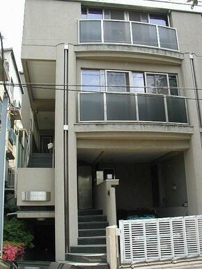 西武池袋線【椎名町】駅 徒歩７分・４階建て☆ＲＣ造マンション