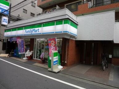 ファミリーマート