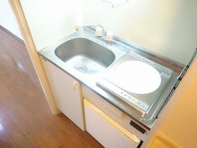 他の部屋の写真を使用しています。