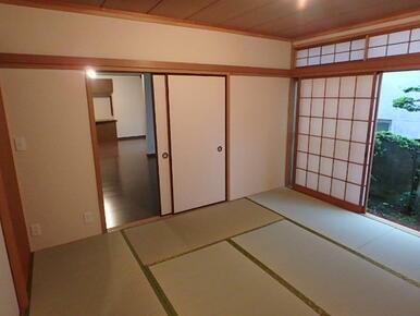 ８畳和室
