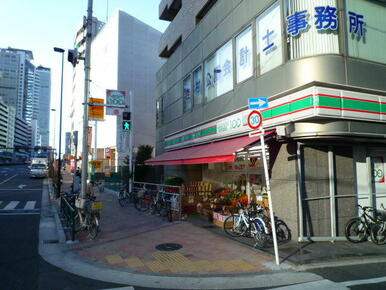 ローソンストア１００中野中央店