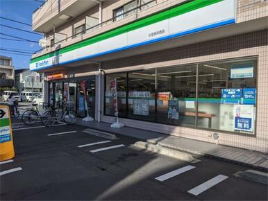 ファミリーマート　杉並桃井西店
