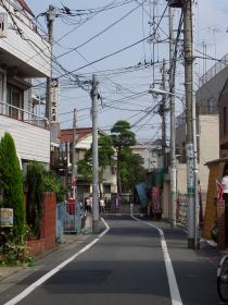 左側銭湯です！