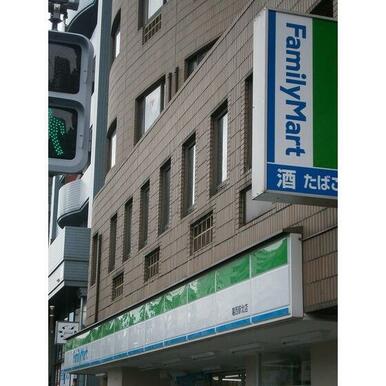 ファミリーマート
