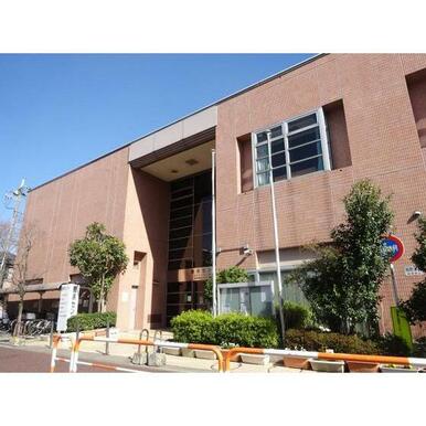 区立鹿浜図書館