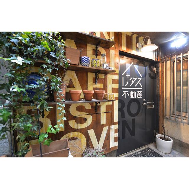 弊社事務所利用時の写真です。現在は人材派遣会社が使用しているため、内装が一部変更となっています。