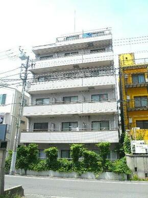 建物正面