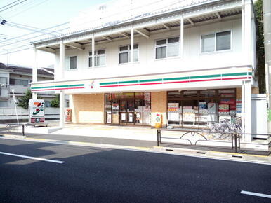 セブンイレブン・世田谷新町３丁目店