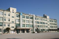 荒川区立第五中学校