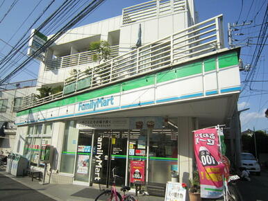 ファミリーマート須賀江戸川二丁目店