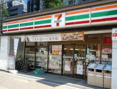 セブン-イレブン四谷３丁目店