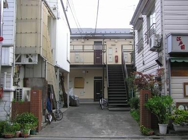 商店街通り面からの入口