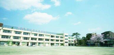 世田谷区立 北沢小学校