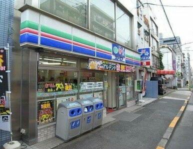 スリーエフ中野本郷通り店