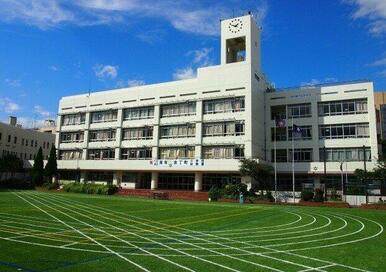 新宿区立余丁町小学校
