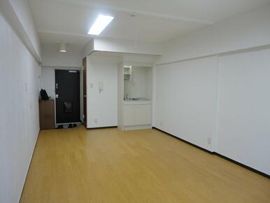 室内写真は他室のものです
