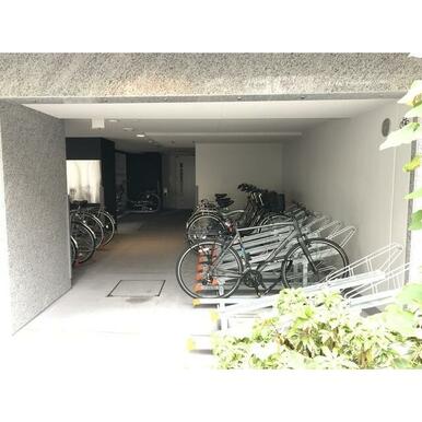 駐輪場