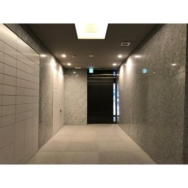 エントランスホール