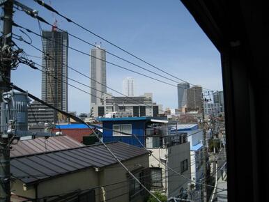 東池袋高層ビルを一望できます