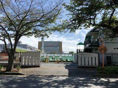 国立スポーツ科学センター西が丘サッカー場