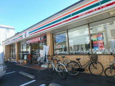 セブンイレブン世田谷経堂本町通り店