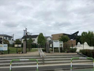 志茂三丁目小柳川公園